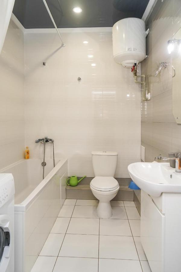 Cozy Apartment In A New Building Close To The Downtown Kiev Exterior foto